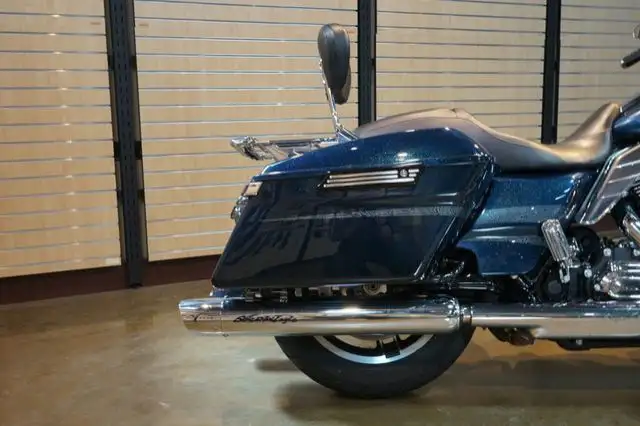 2016 Harley-Davidson FLTRXS - Road Glide Special in Sport Touring in Lethbridge - Image 4