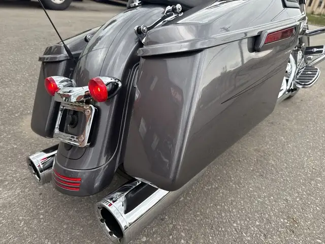 2014 Harley-Davidson Street Glide Special ~ 23\" WHEEL ~ SPEAKER in Sport Touring in City of Toronto - Image 13