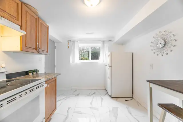 entire main floor for rent in University of Waterloo district in Long Term Rentals in Kitchener / Waterloo - Image 8