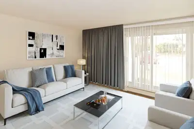 2 Bedroom Townhouse - 40 Radcliffe Cres SE