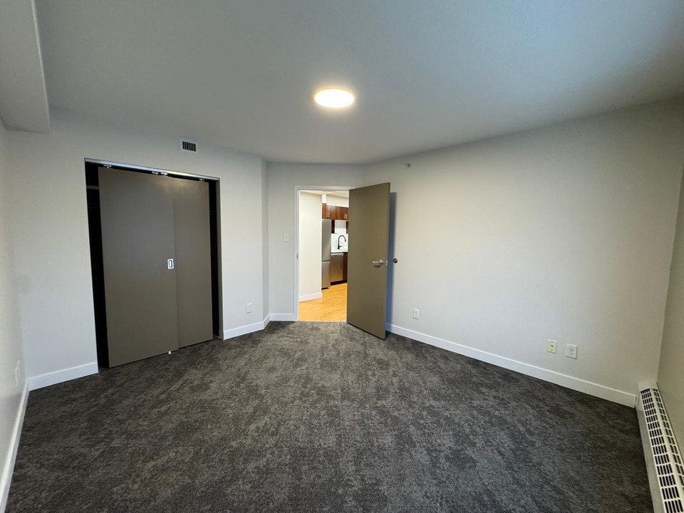 4707 50 Street, Red Deer, AB 4