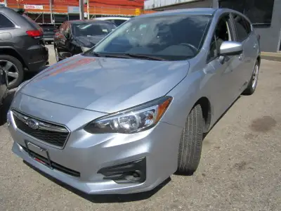 AUTOMATIC. FINISHED IN SILVER WITH BLACK INTERIOR. A/C, POWER WINDOWS, KEYLESS ENTRY. ALL WHEEL DRIV...