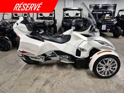 Bienvenue chez Adrenaline Sports St-Georges ! 2015 CAN-AM Spyder RT Limited SE6 CAN-AM Spyder RT Lim...