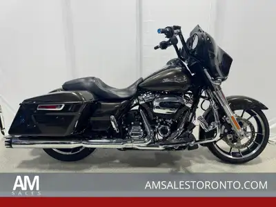 SUPER COOL Street Glide in River Rock Grey with Shark Road pipes, black handlebar, heated grips, hig...