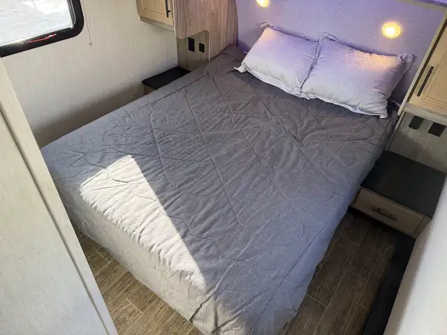 2022 Forest River ARCTIC WOLF 261 RK in Travel Trailers & Campers in St. Albert - Image 33