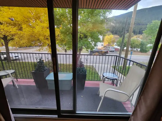 1 & 2 BDRM APARTMENTS FOR RENT IN CROWSNEST PASS in Long Term Rentals in Lethbridge - Image 9