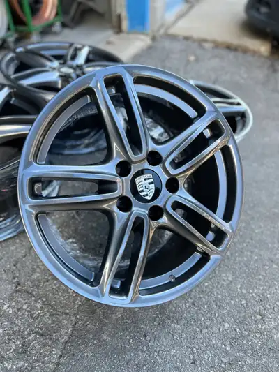 Beaufitul set of original Porsche Panamera Turbo wheels in gunmetal finish. Fronts: 19x9 Offset: 60...