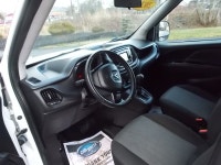 2021 Ram Promaster City 2.4 gas, auto, pw, pl, air, radio, 160,000km Comes with a roof rack, cargo d... (image 7)