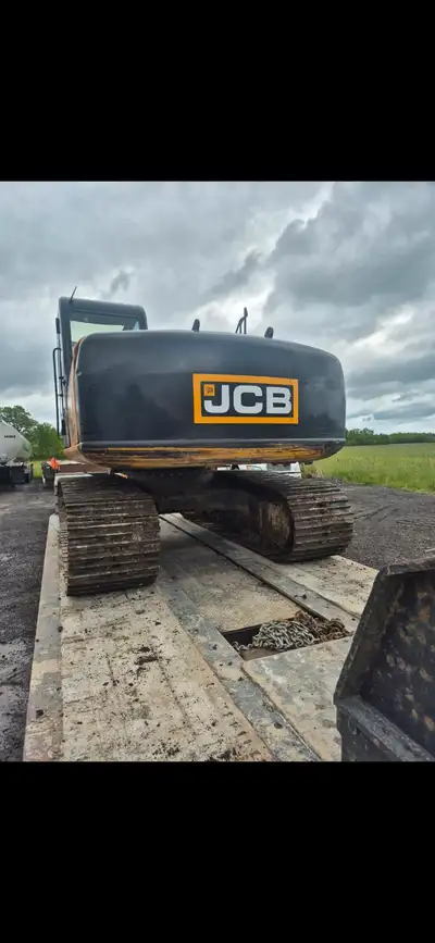 2007 JCB JS 160 7400 hours runs excellent, fast for it's size quick attach bucket undercarriage is 8...