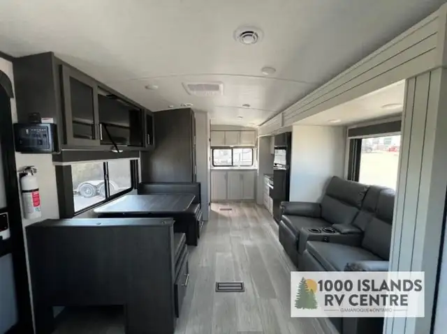 2025 Keystone RV Cougar Half-Ton 22MLS in Travel Trailers & Campers in Kingston - Image 5