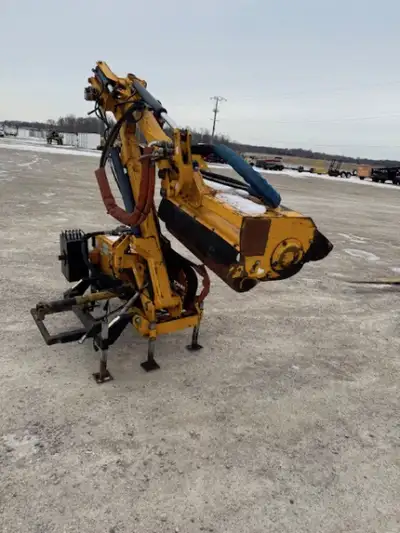 2010 Trackless Boom Flail Mower model BFBB2010 48in. cut excellent condition 2010 Trackless BFBB2010...