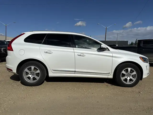 2017 Volvo XC60 Premier604579890264156169
