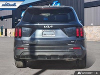 Come see this 2023 Kia Sorento LX+ CarPlay | Android Auto | Heated Seats | Cruise Control | Rear Cam... (image 3)