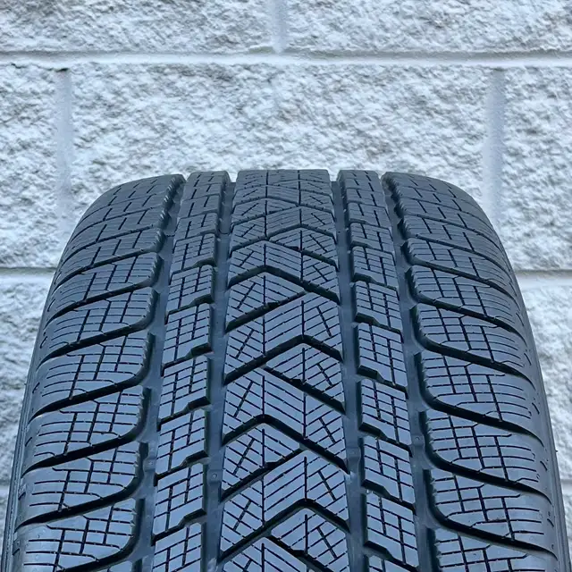 (95%) 4x Mercedes GLE 350 / 450 20" OEM Winter Wheels Package in Tires & Rims in City of Toronto - Image 10