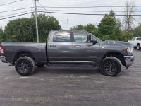 • Power_Steering • Power_Brakes • Power_Windows • Power_Seat • Power_Mirrors • Power_Locks • Keyless... (image 5)