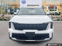 This Kia Sorento delivers a Intercooled Turbo Regular Unleaded I-4 2.5 L/152 engine powering this Au... (image 7)
