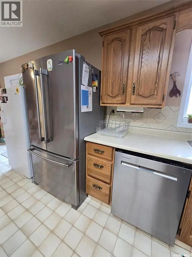 903 Assiniboia AVENUE Grenfell, Saskatchewan in Houses for Sale in Regina - Image 21