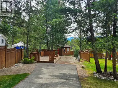 Secure your perfect getaway at Mountain Shadows Resort! This fully landscaped lot is ready for you t...