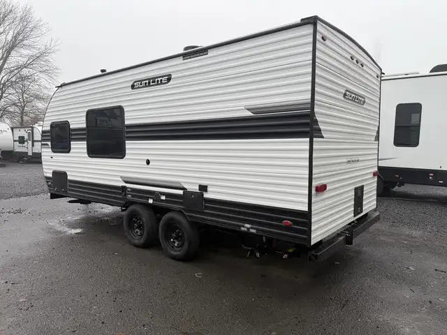 2026 Sunset Park RV Sunlite Limited 21DB in Travel Trailers & Campers in Longueuil / South Shore - Image 4