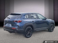 Le Mazda CX-50 GS-L 2024 se positionne comme une version intermédiaire haut de gamme dans la gamme d... (image 6)