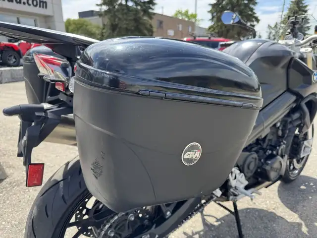 2015 BMW F800R in Sport Bikes in Kitchener / Waterloo - Image 16