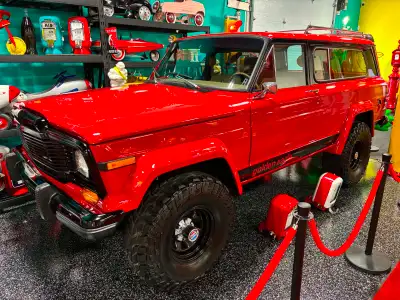 Spécial du mois de Septembre! Jeep Cherokee 1979, 4x4, automatique, véhicule rare, restauré et révis...