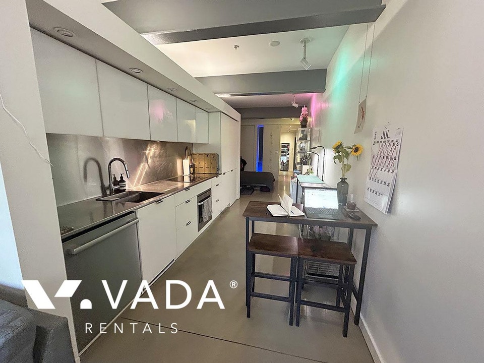 The Paris Block 1 BR Loft Rental 406-53 West Hastings St Vancouv 3