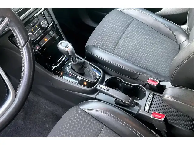 2022 Buick Encore Preferred AWD | Sunroof | Heated Seats | CarPl in Cars & Trucks in Cambridge - Image 13