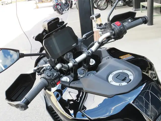 2025 Yamaha Tracer 9 Y-AMT in Sport Touring in Cambridge - Image 14