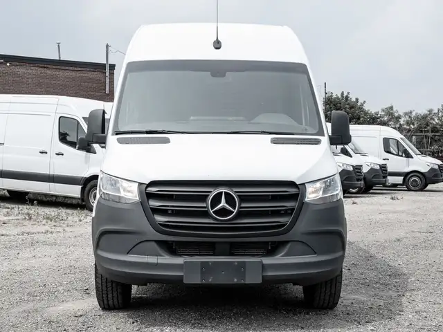 2021 Mercedes-Benz Sprinter 2500 170-in. WB in Cars & Trucks in Mississauga / Peel Region - Image 3