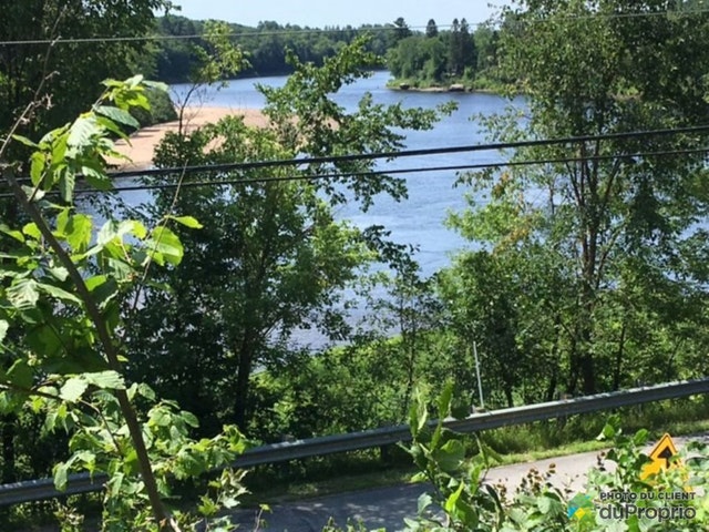 $60,000 - Residential Lot for sale in ND-De-Montauban — photo 1