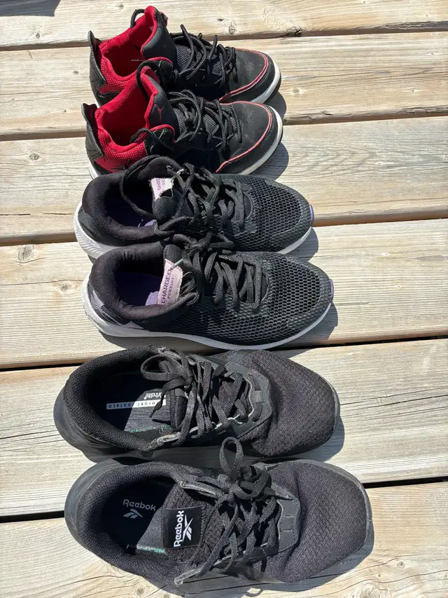 Chaussures de course enfant 5 $/paire in Kids & Youth in Saint-Jean-sur-Richelieu - Image 3