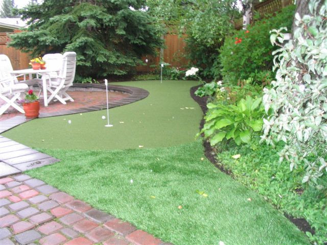 Established Artificial Turf Company- Labourers & Foreman in Construction & Trades in Calgary - Image 2