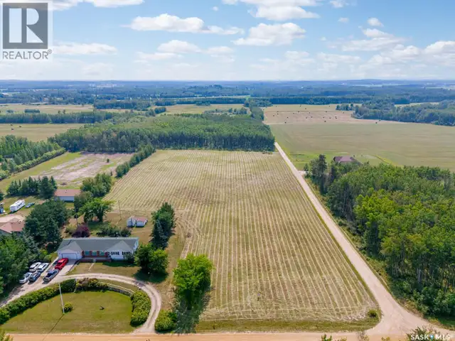 2nd Avenue South Pierceland, Saskatchewan in Land for Sale in Meadow Lake - Image 2