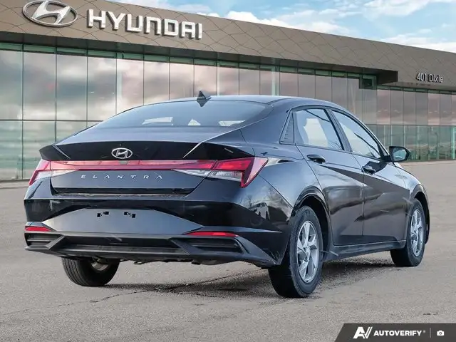 2023 Hyundai Elantra Essential Fwd | Cloth | Heated Seats in Cars & Trucks in Mississauga / Peel Region - Image 6