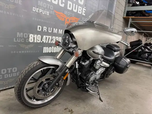 2012 Yamaha V-Star 950 Tourer in Street, Cruisers & Choppers in Drummondville - Image 9