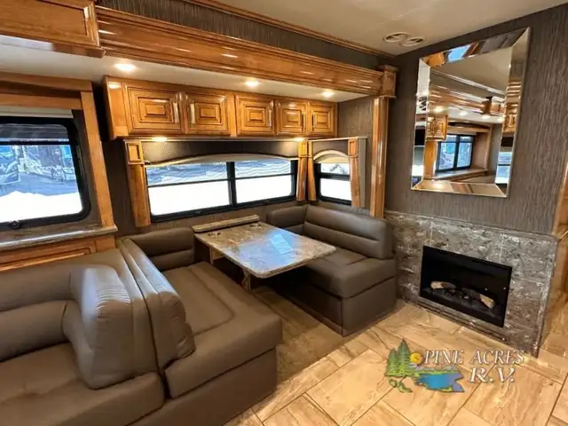 2019 Thor Motor Coach Tuscany 45MX only 020,049 Miles in RVs & Motorhomes in Moncton - Image 24