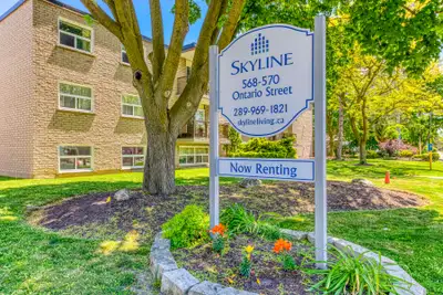 Building Description $1000 OFF FIRST MONTHS RENT FOR MILITARY & EMERGENCY RESPONDERS* *Conditions ap...