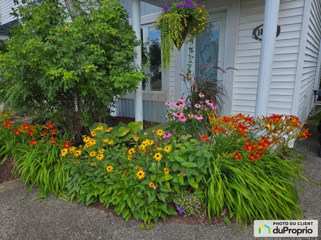 $399,000 - Semi-detached for sale in St-Hyacinthe (Ste-Rosalie) — photo 2