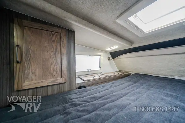 2027 Northern Lite 8.11 EX Dry Bath Limited Edition in Travel Trailers & Campers in Kelowna - Image 20