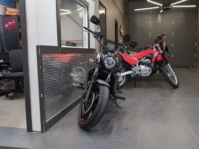 2025 Kawasaki Vulcan S Metallic Matte Graphite Gray in Street, Cruisers & Choppers in Calgary - Image 8