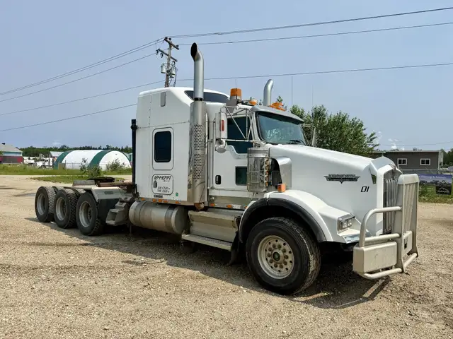 2010 KENWORTH T800 in Heavy Trucks in Saskatoon - Image 3