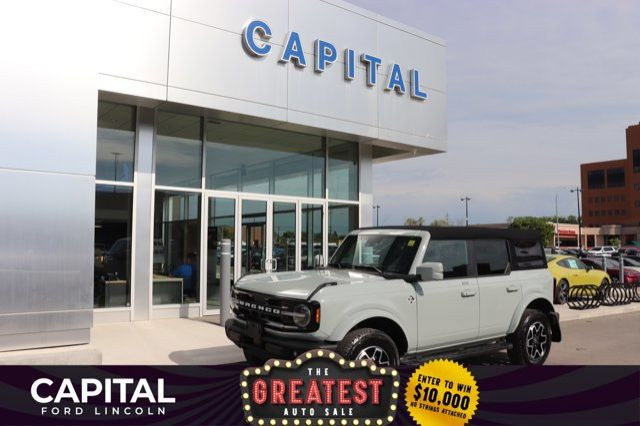 2023 Ford Bronco Outerbanks in Cars & Trucks in Winnipeg