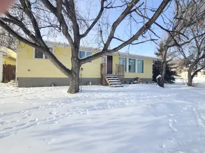 5 Bedroom House for Rent in Peace River