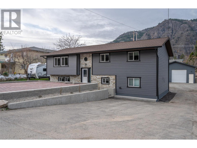 1720 OLIVER RANCH Road Okanagan Falls, British Columbia in Houses for Sale in Penticton