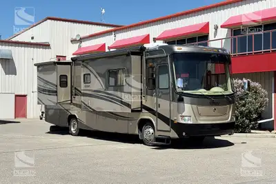 This 2007 Holiday Rambler Neptune 36PDQ has everything you need for long term comfort on the road. T...