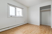 Amenities: Quiet Building • Air Conditioning • City Views Suite & Building: Spacious one-bedroom and... (image 8)