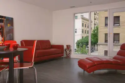 98 Market Avenue offers modern, stylish living in the heart of Winnipeg's Exchange District. Featuri...