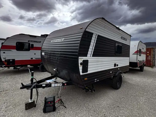 2026 ,Sun Lite,Sunset Park RV 15RBE in Travel Trailers & Campers in Kamloops - Image 2
