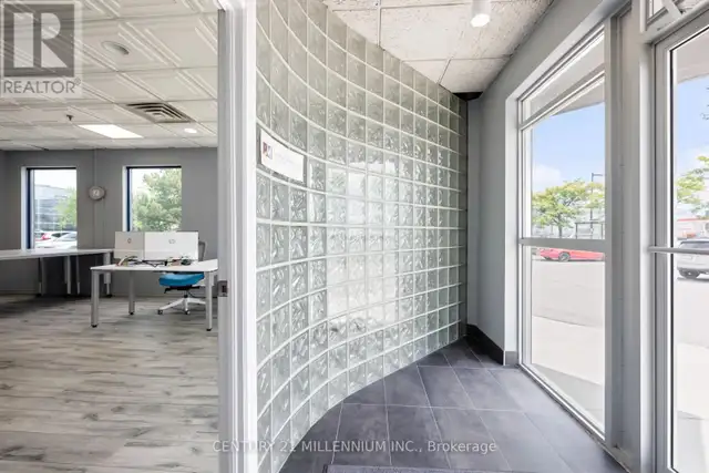 18 - 2355 DERRY ROAD E Mississauga (Northeast), Ontario in Commercial & Office Space for Sale in Mississauga / Peel Region - Image 10